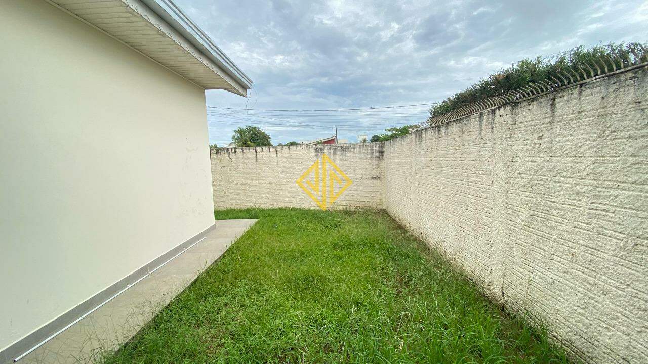 Casa para alugar com 3 quartos, 172m² - Foto 18