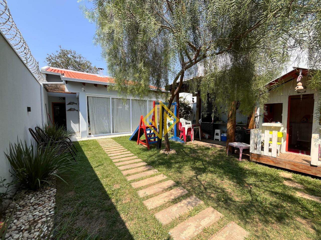 Casa, 4 quartos, 302 m² - Foto 4