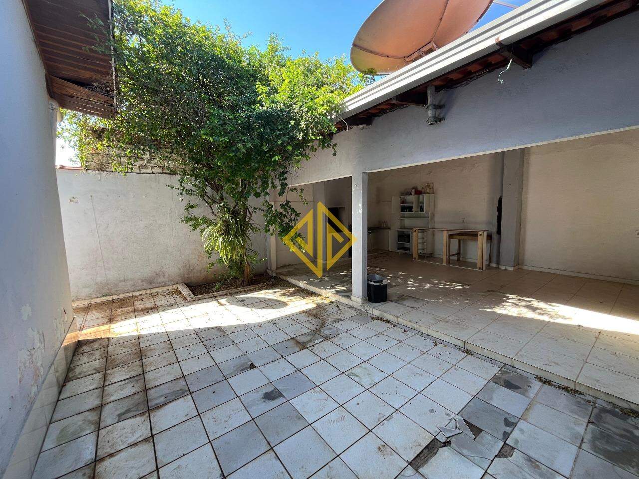 Casa à venda no Setor 01: 