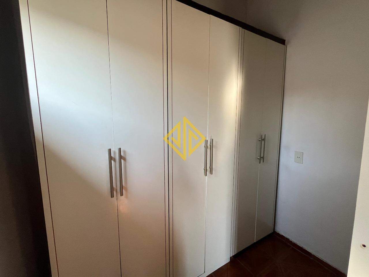 Casa à venda no Setor 01: 
