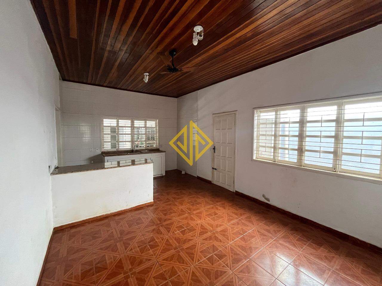 Casa à venda no Setor 01: 
