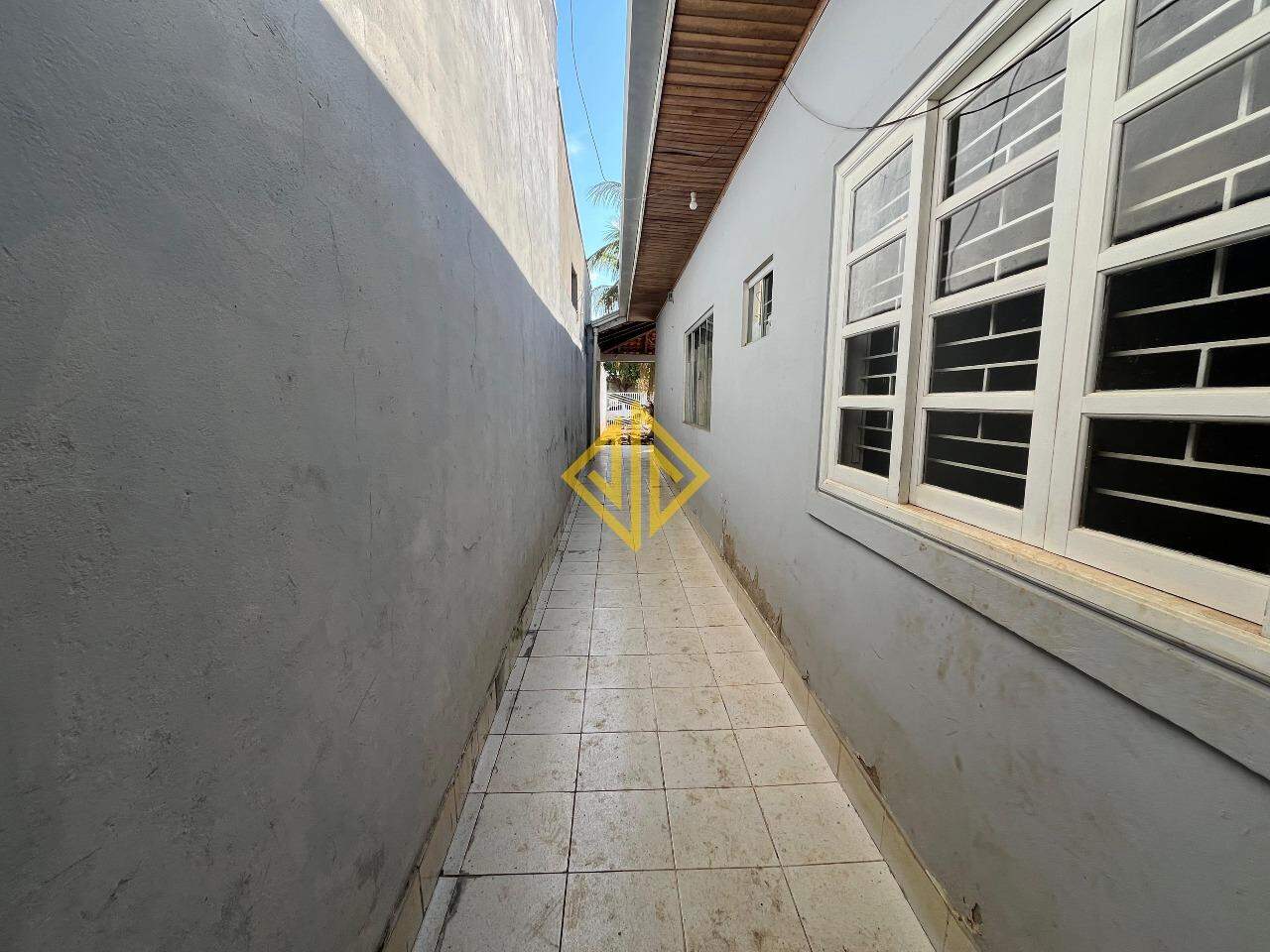 Casa à venda no Setor 01: 