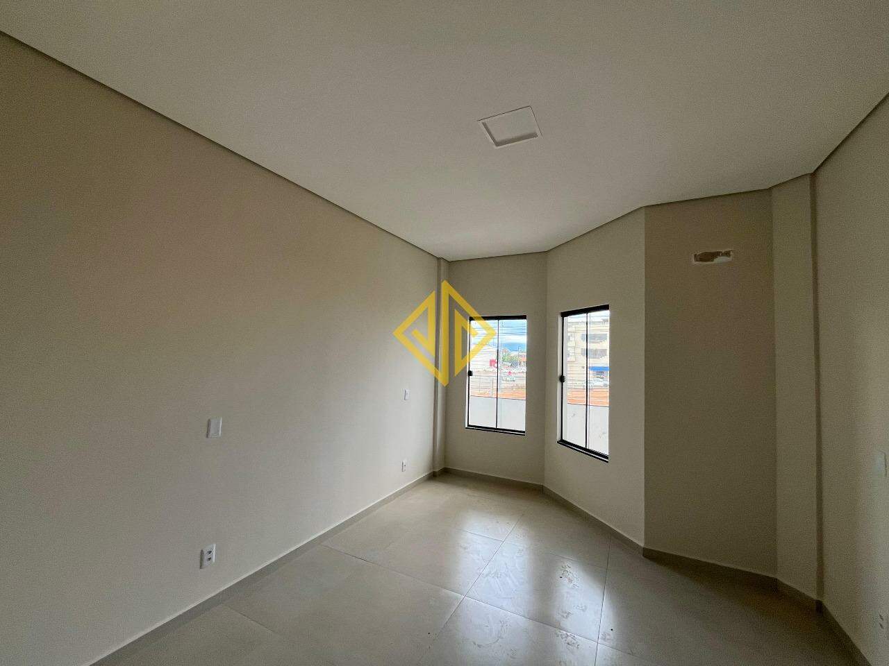 Apartamento, 1 quarto, 85 m² - Foto 2