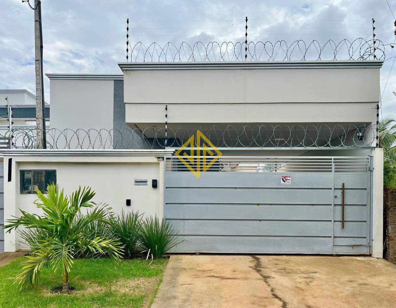 Casa, 1 quarto, 130 m² - Foto 1