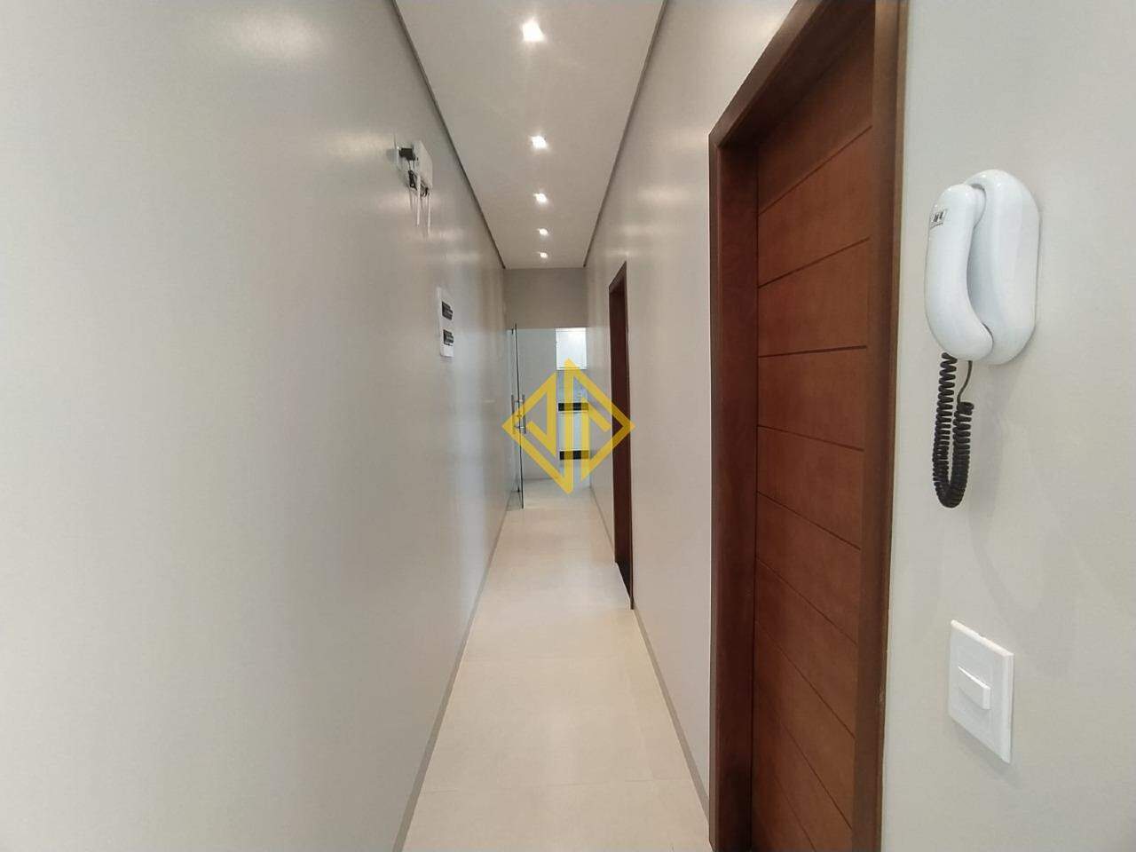Casa para aluguel no Setor 04: 