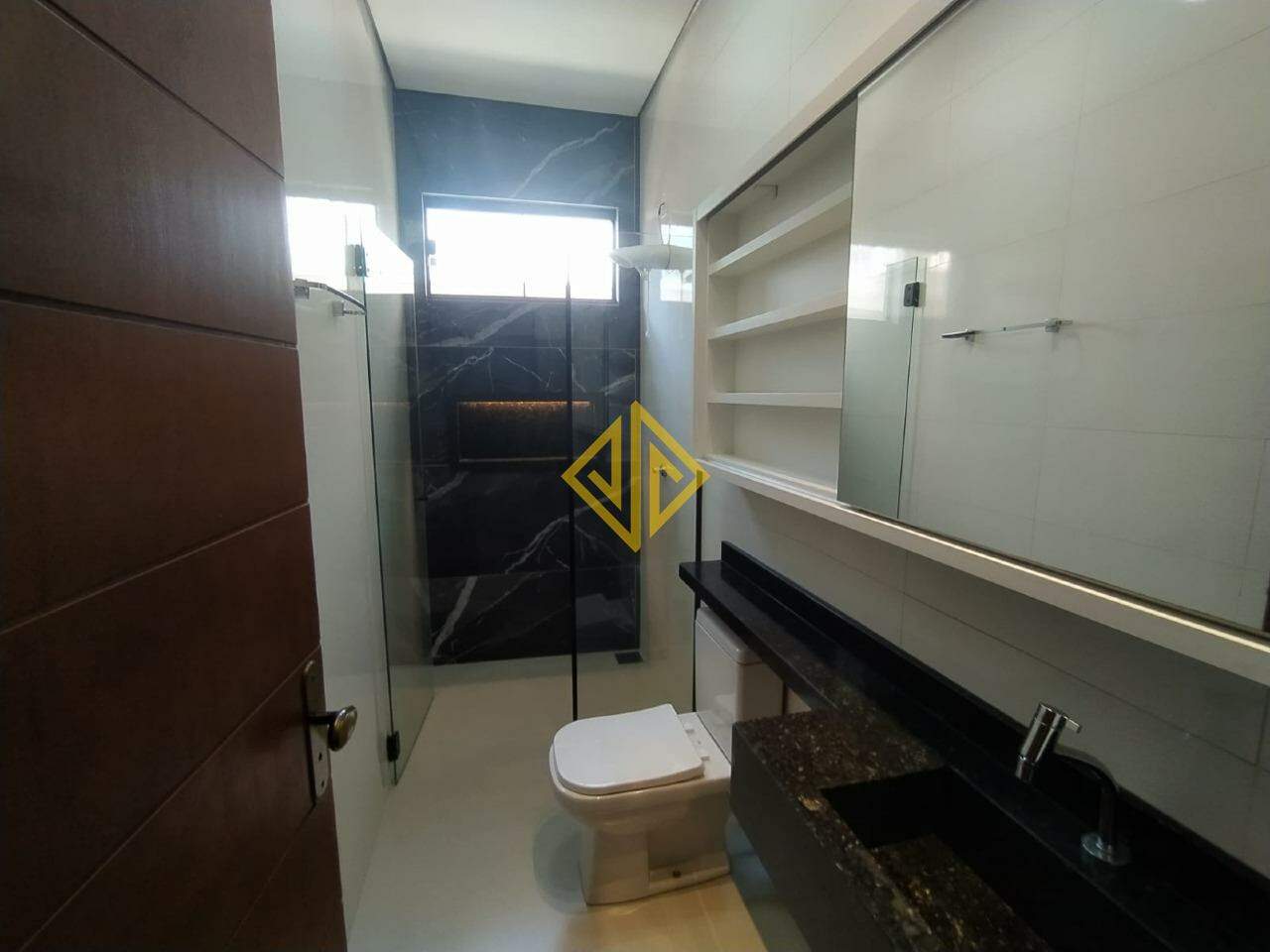 Casa para aluguel no Setor 04: 