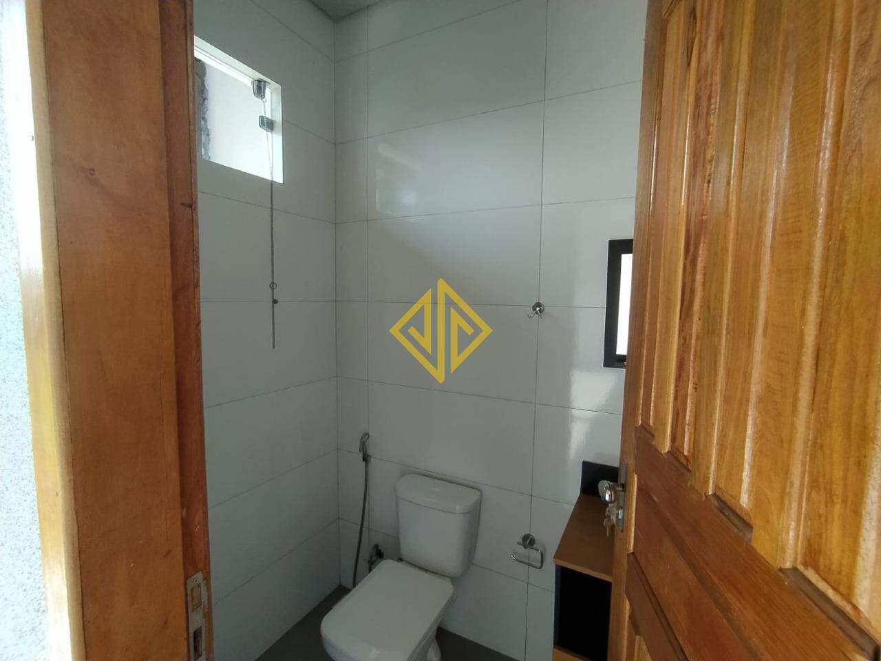 Casa para aluguel no Setor 04: 