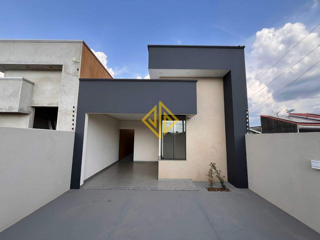 Casa, 2 quartos, 81 m² - Foto 1