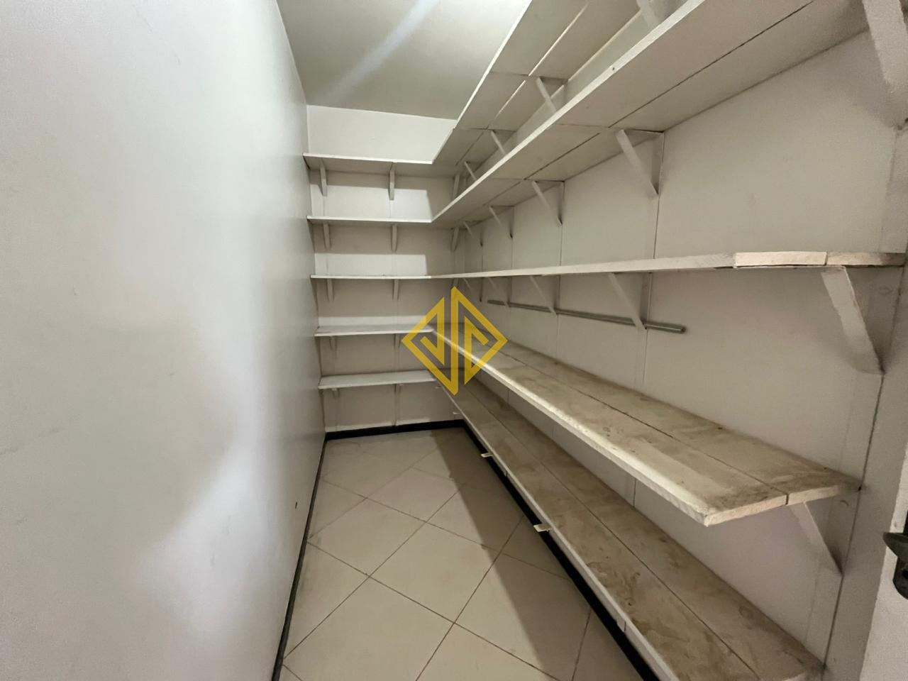 Casa, 3 quartos, 279 m² - Foto 19