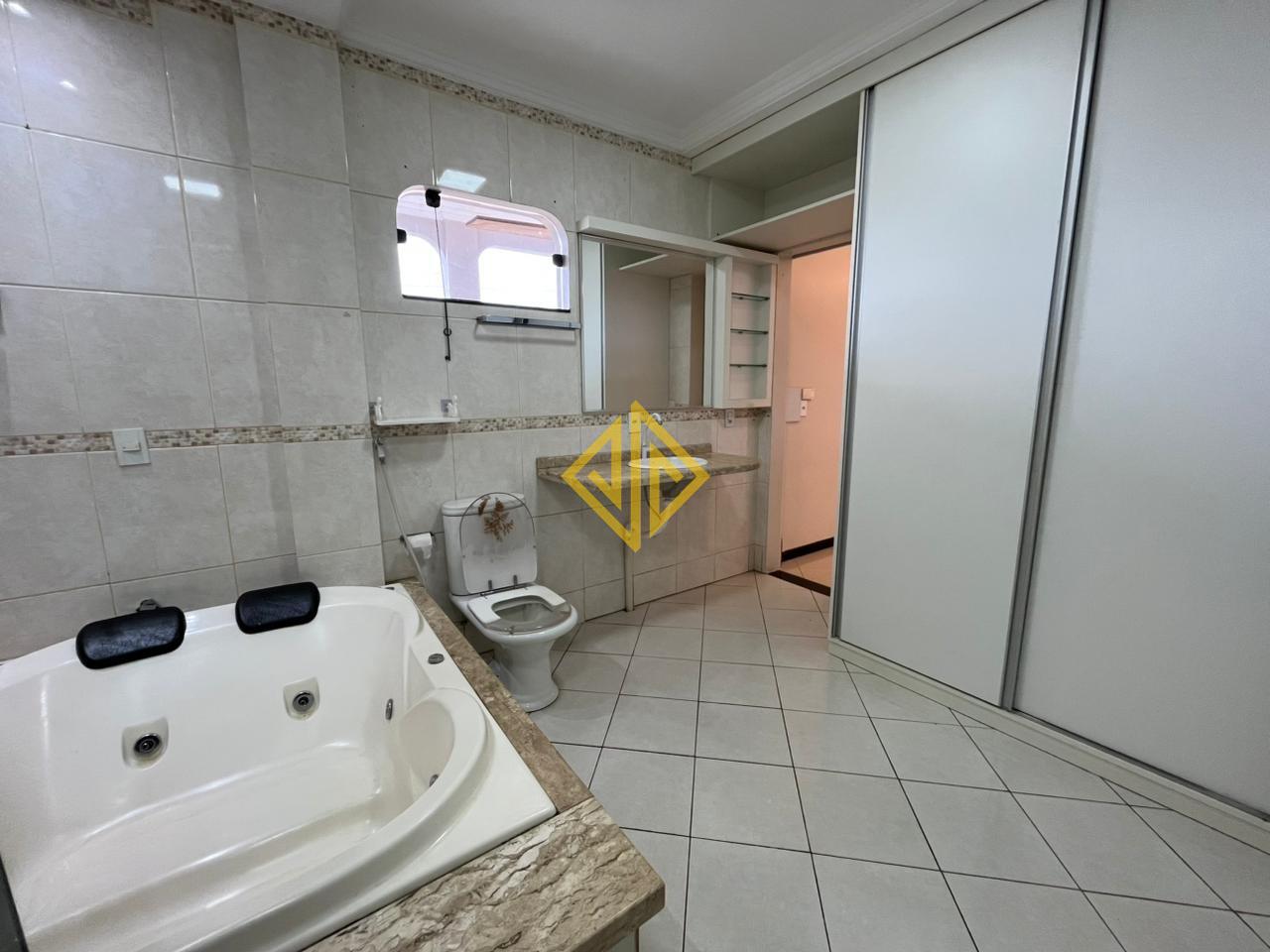 Casa, 3 quartos, 279 m² - Foto 14