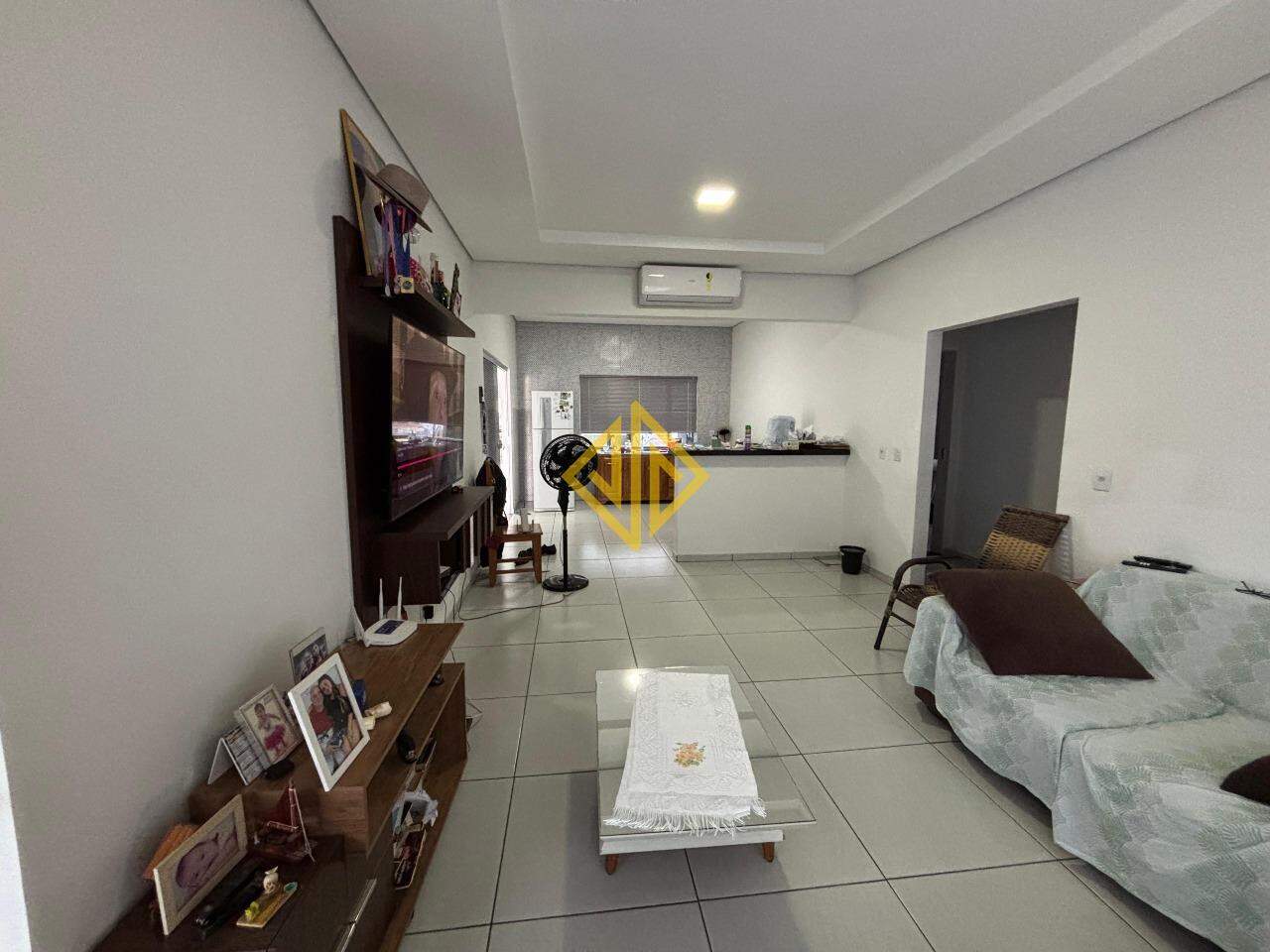 Casa, 3 quartos, 216 m² - Foto 5