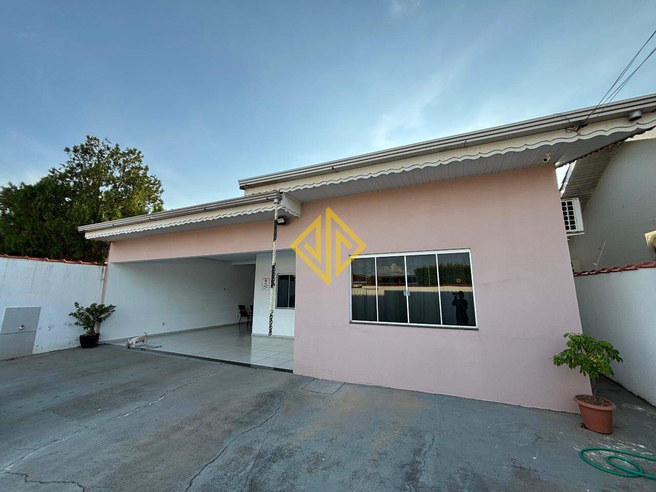 Casa, 3 quartos, 216 m² - Foto 3