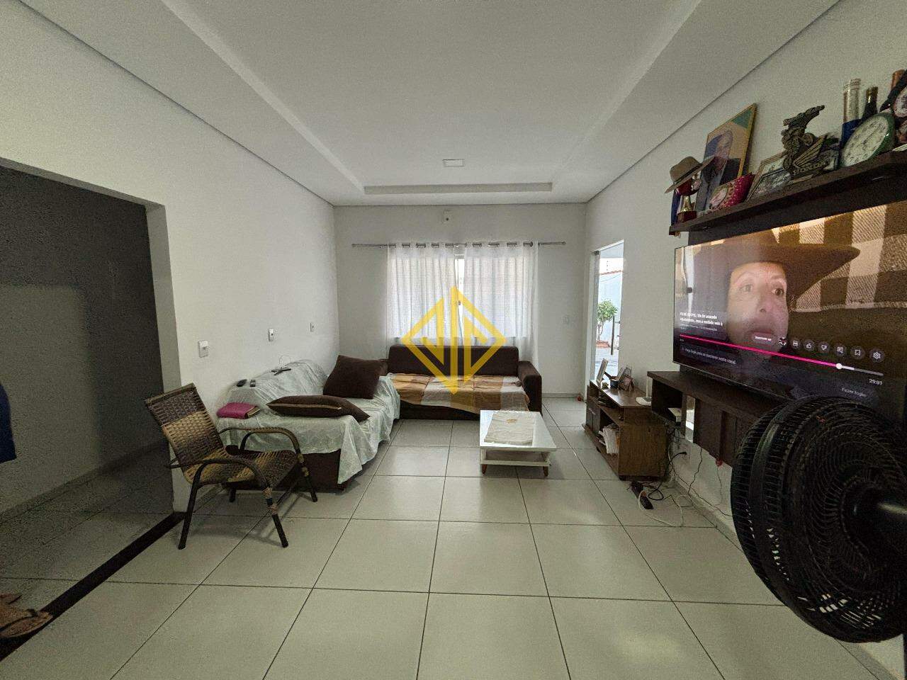 Casa, 3 quartos, 216 m² - Foto 8