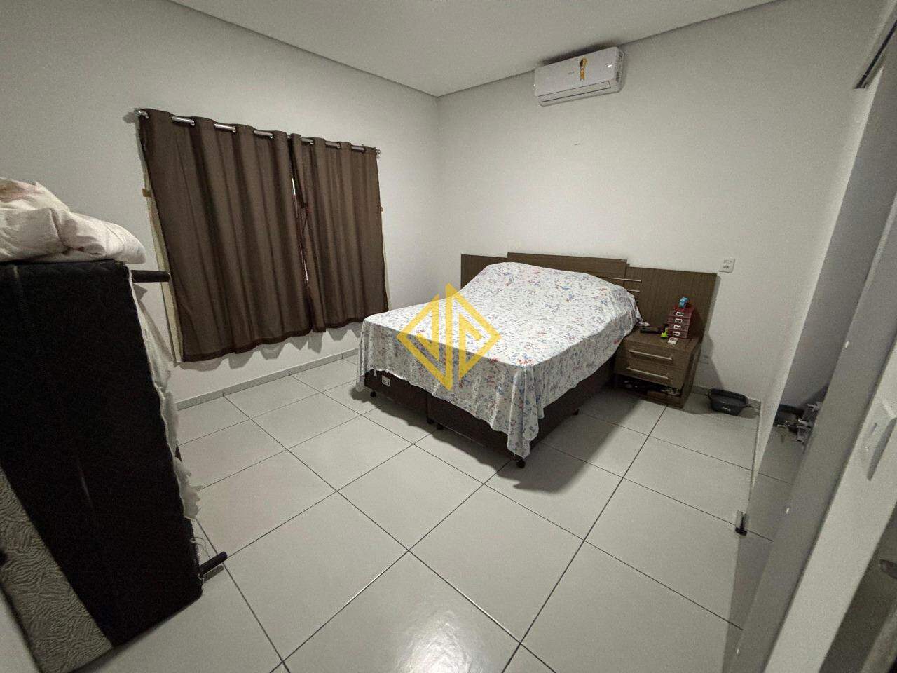 Casa, 3 quartos, 216 m² - Foto 10