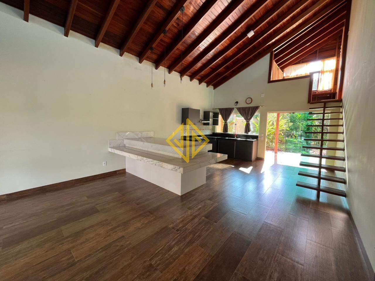 Casa, 3 quartos, 168 m² - Foto 1