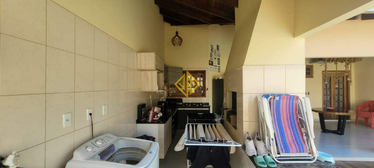 Casa à venda no Jardim Jorge Teixeira: