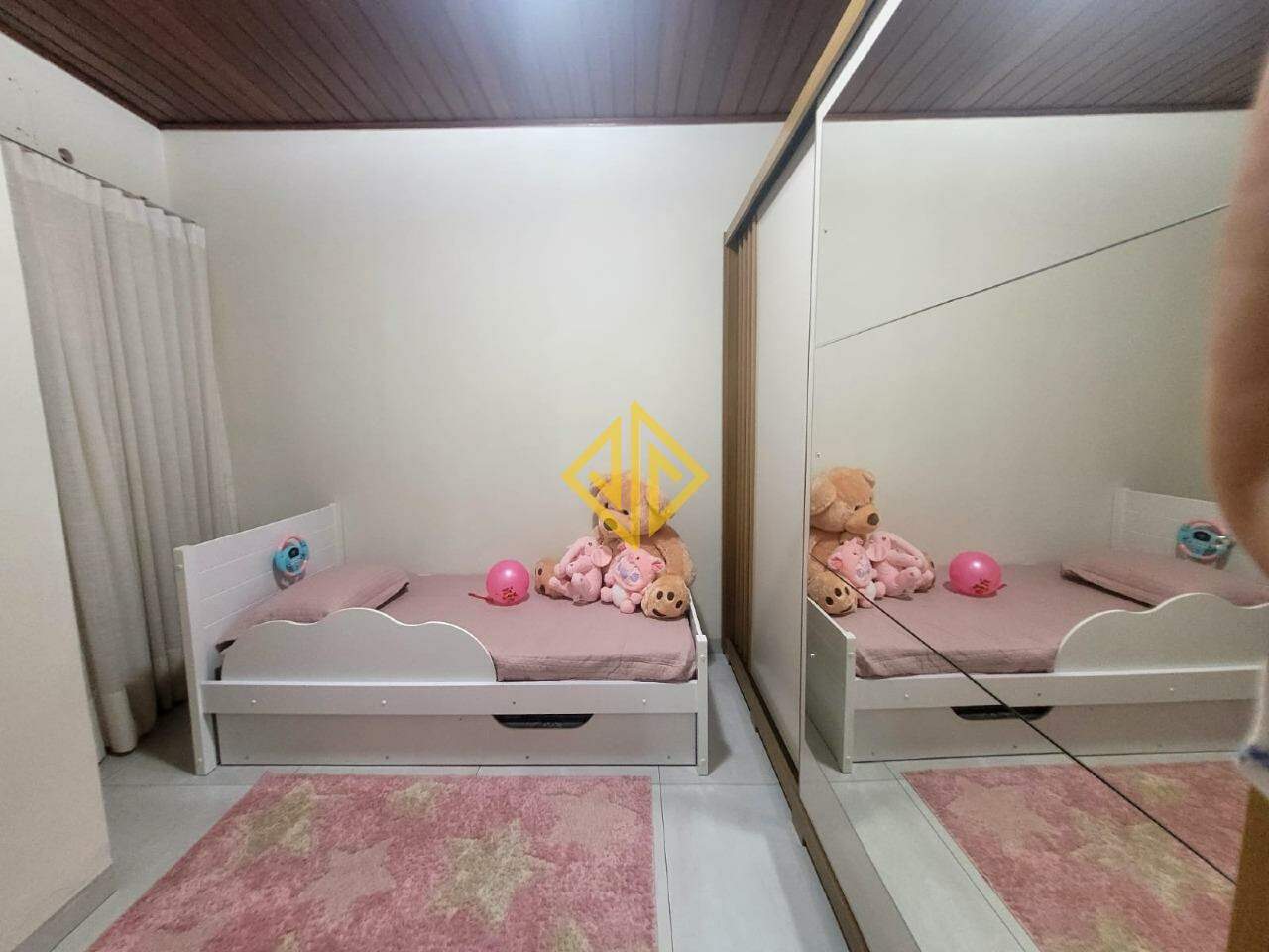 Casa à venda no Jardim Jorge Teixeira: