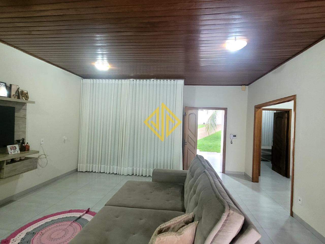 Casa, 3 quartos, 204 m² - Foto 4