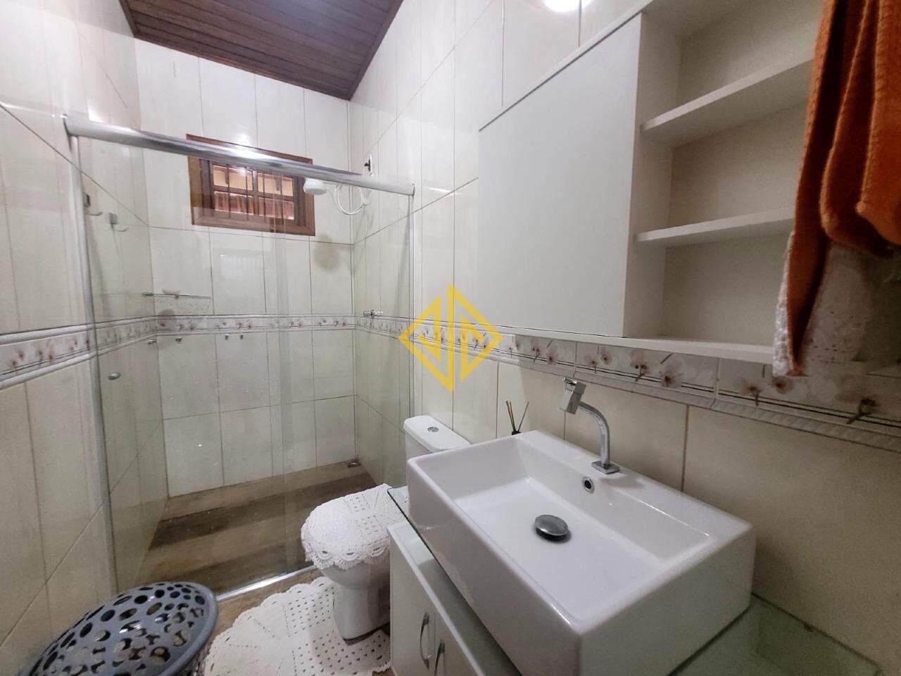 Casa à venda no Jardim Jorge Teixeira: