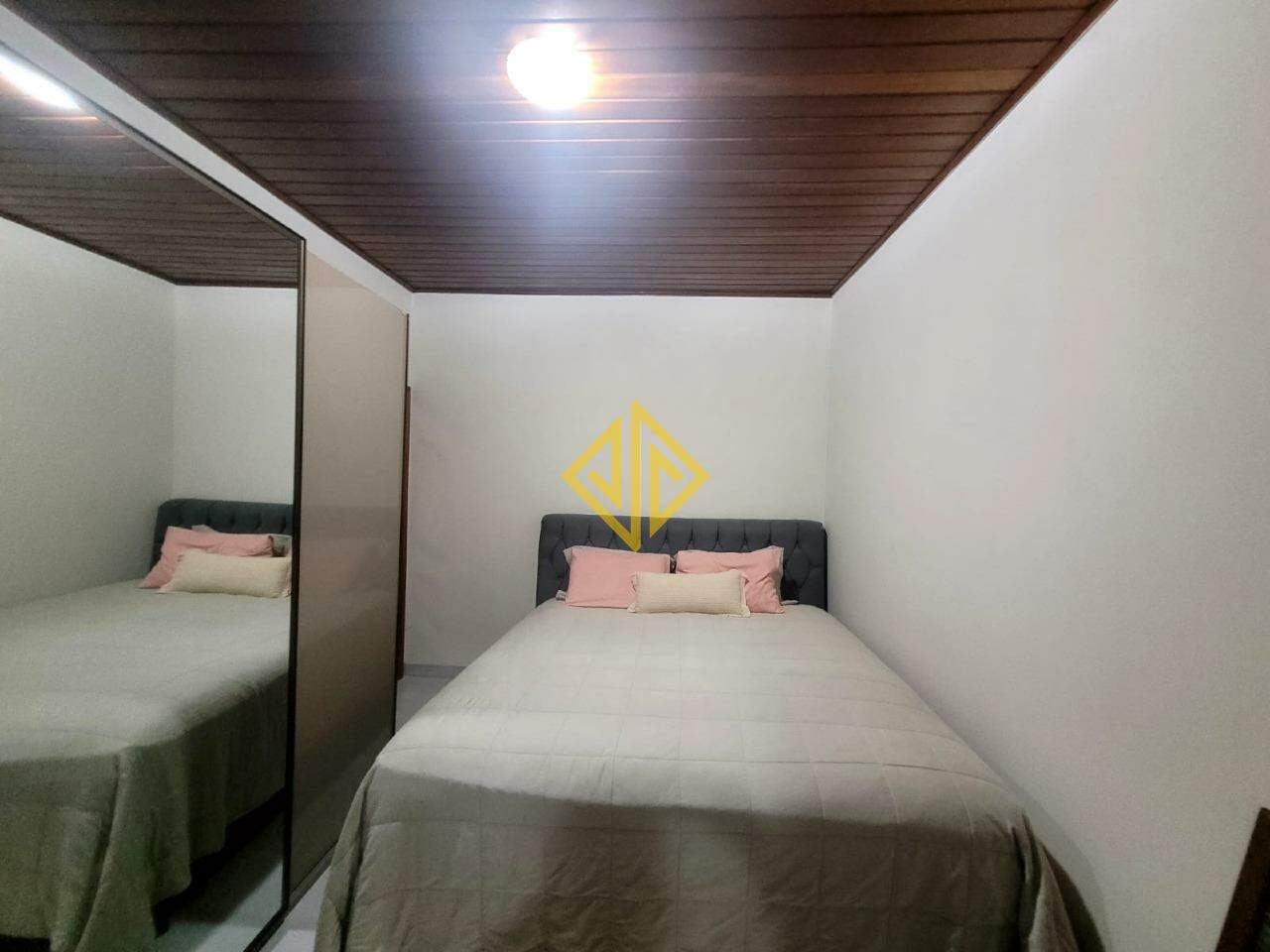 Casa, 3 quartos, 204 m² - Foto 5