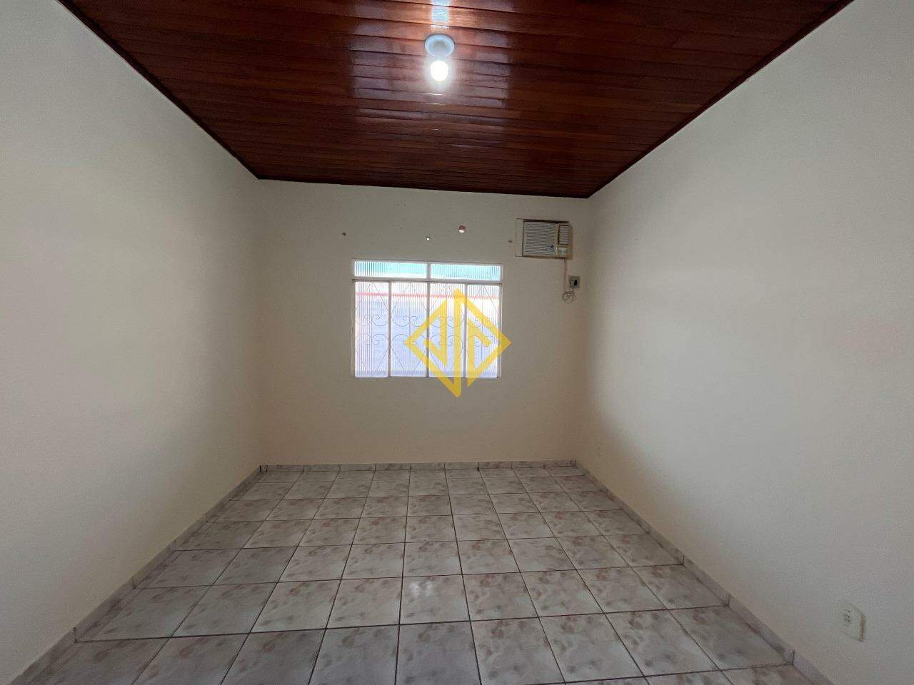 Casa, 3 quartos, 244 m² - Foto 5