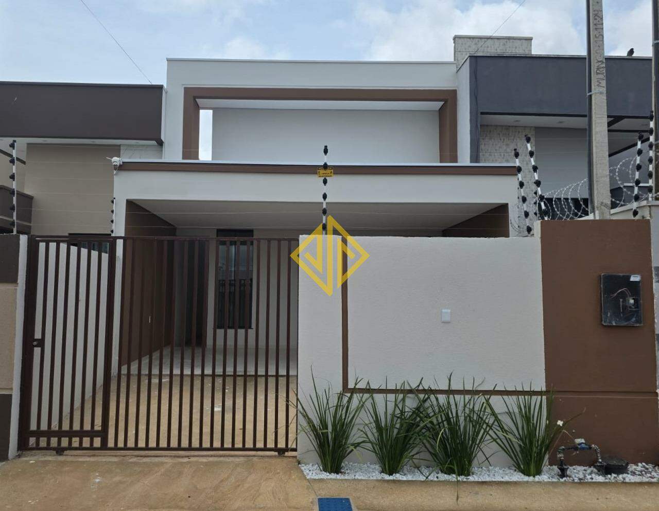 Casa, 2 quartos, 95 m² - Foto 1