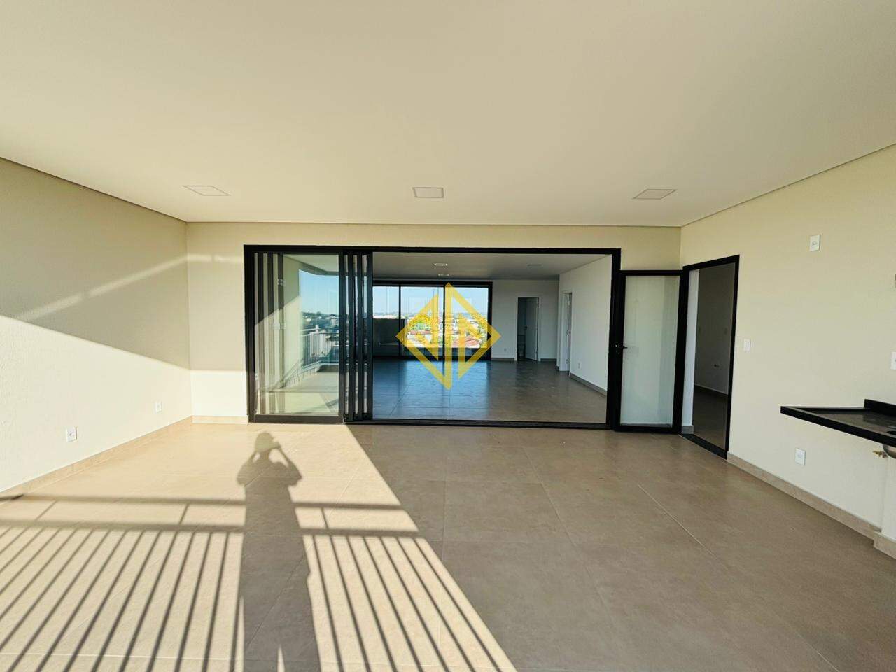 Apartamento à venda no Setor 03: 