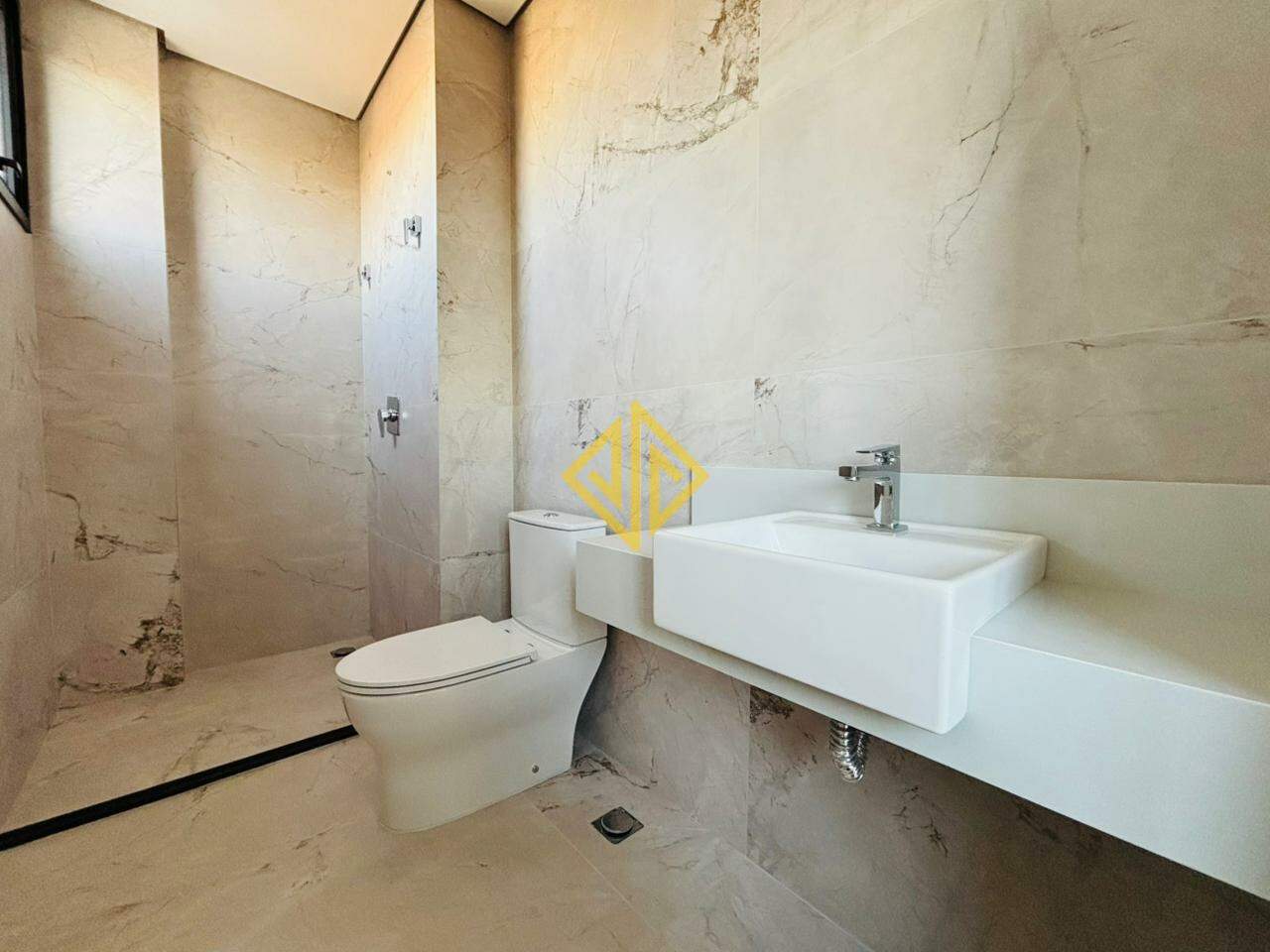 Apartamento à venda no Setor 03: 