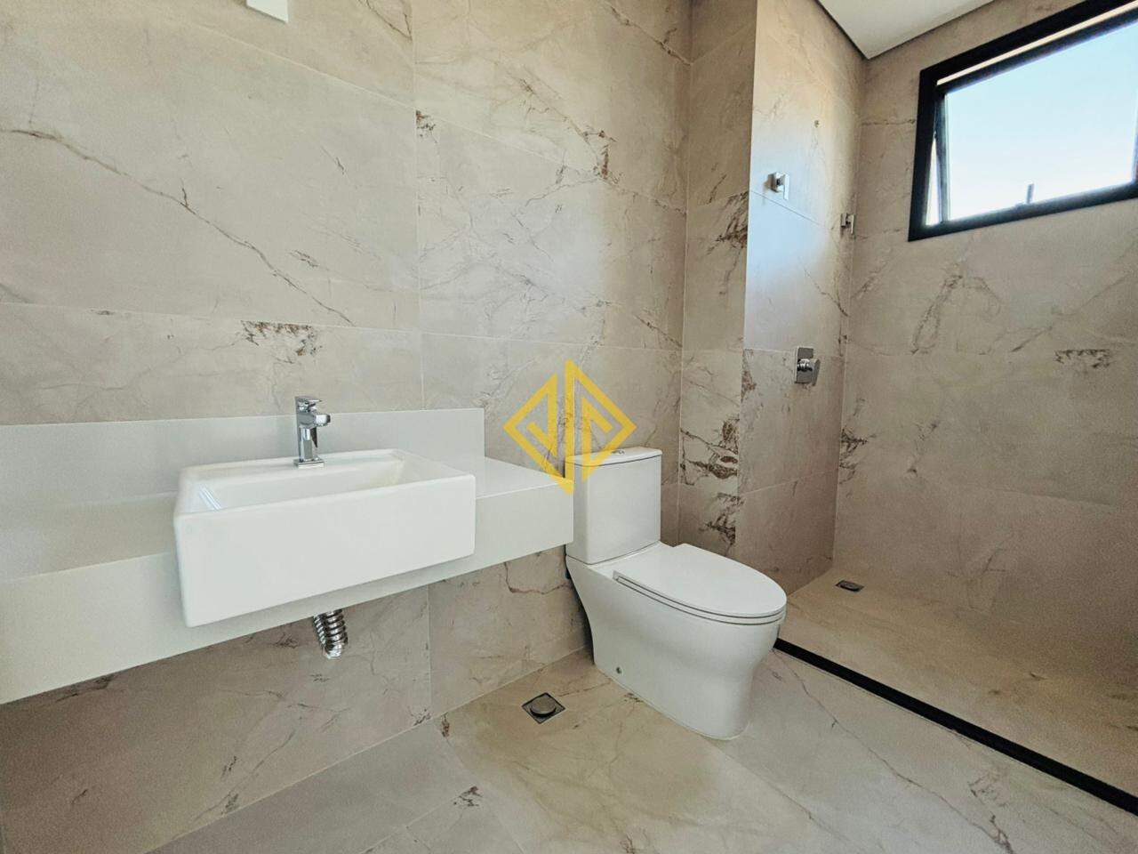 Apartamento à venda no Setor 03: 