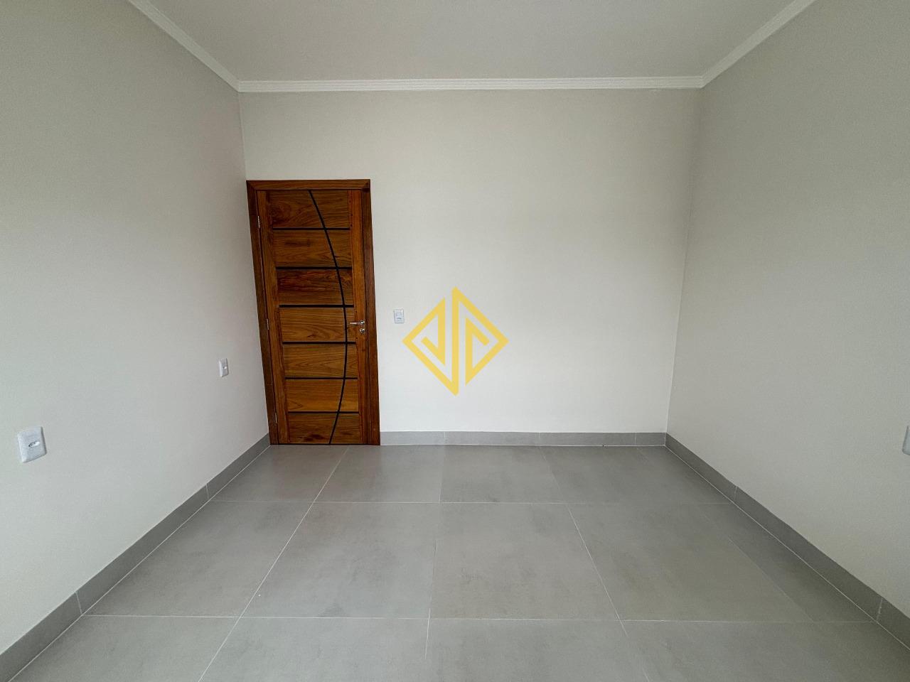 Casa à venda no Jardim Primavera: 