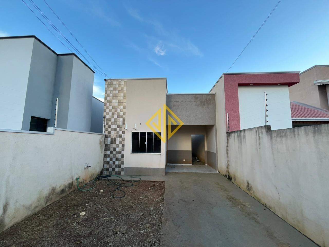 Casa, 2 quartos, 59 m² - Foto 1