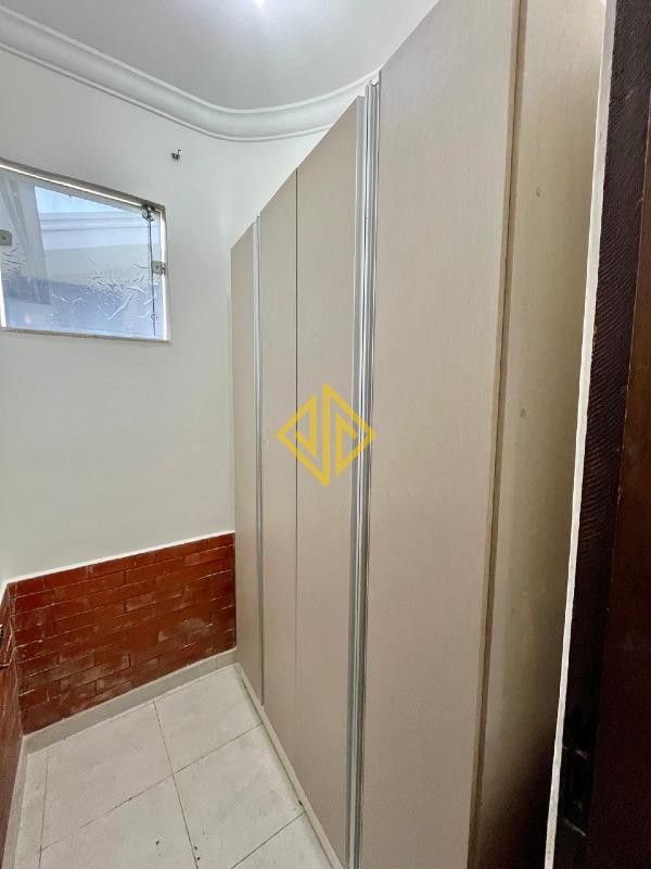 Sobrado para aluguel no Setor 03: