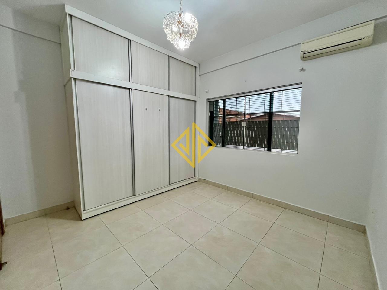 Sobrado para aluguel no Setor 01: