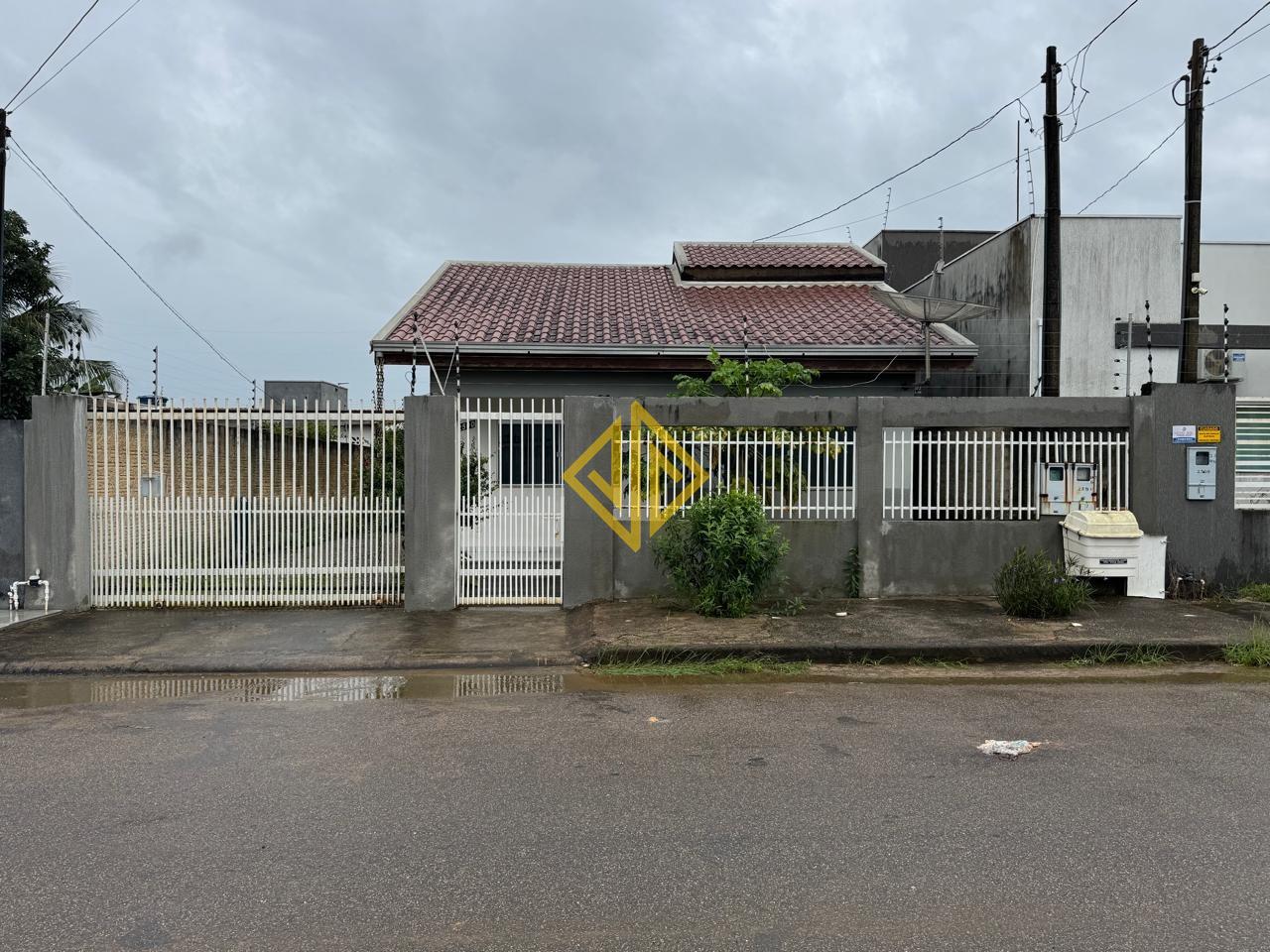 Casa, 5 quartos, 190 m² - Foto 1