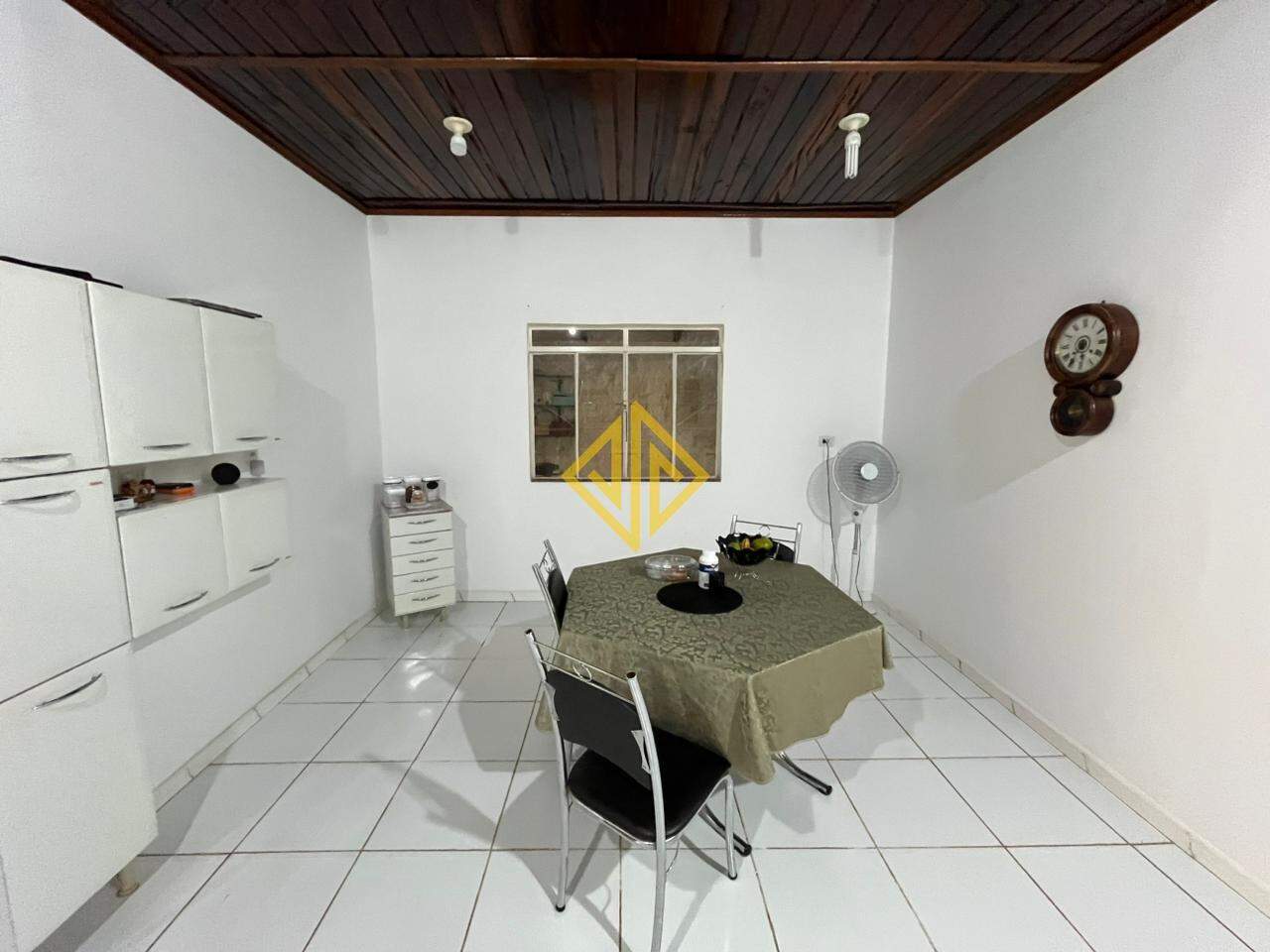 Casa, 3 quartos, 240 m² - Foto 13