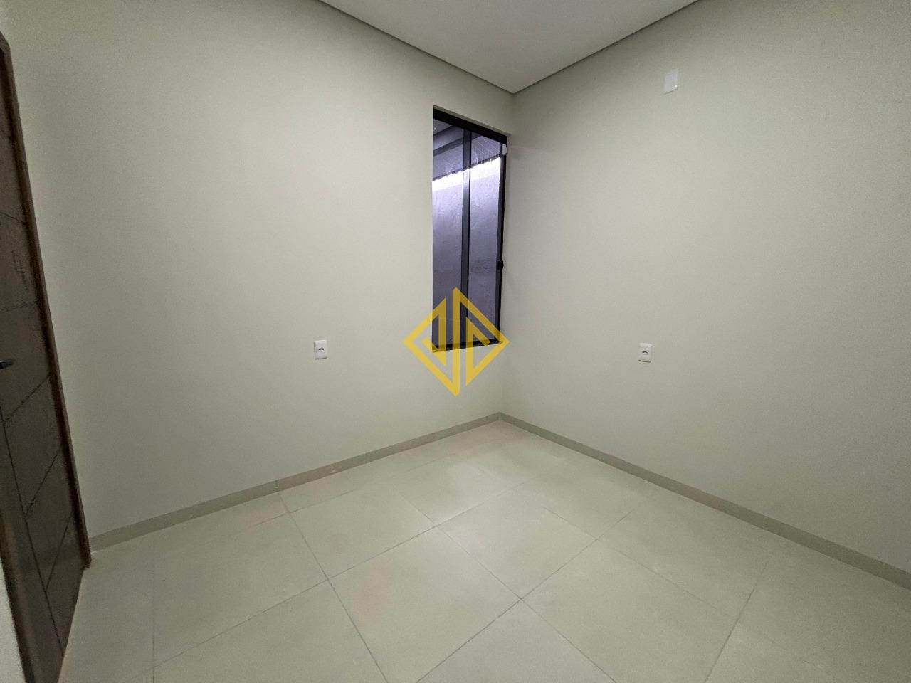 Casa para aluguel no Jardim Rio de Janeiro: 