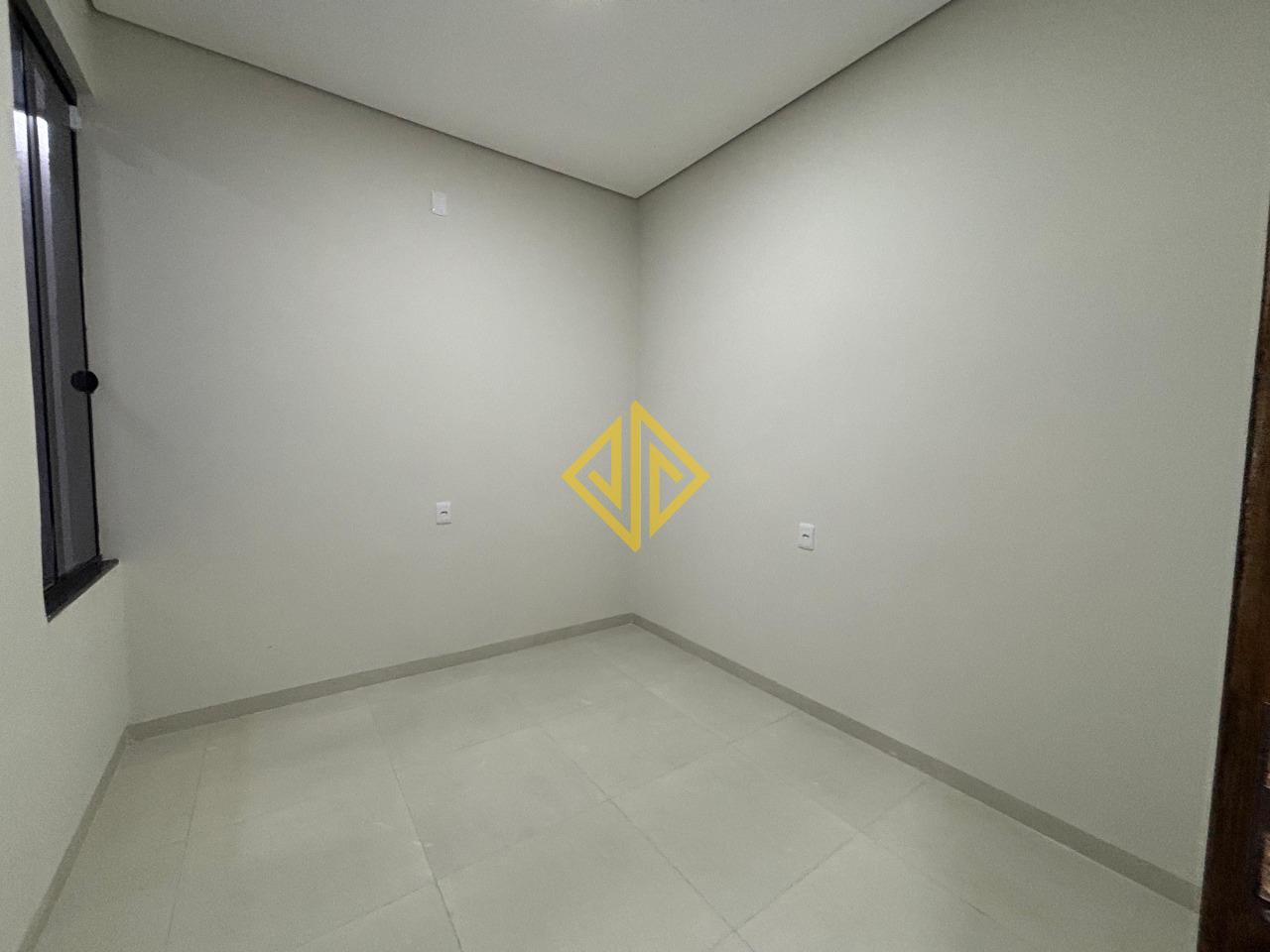 Casa para aluguel no Jardim Rio de Janeiro: 