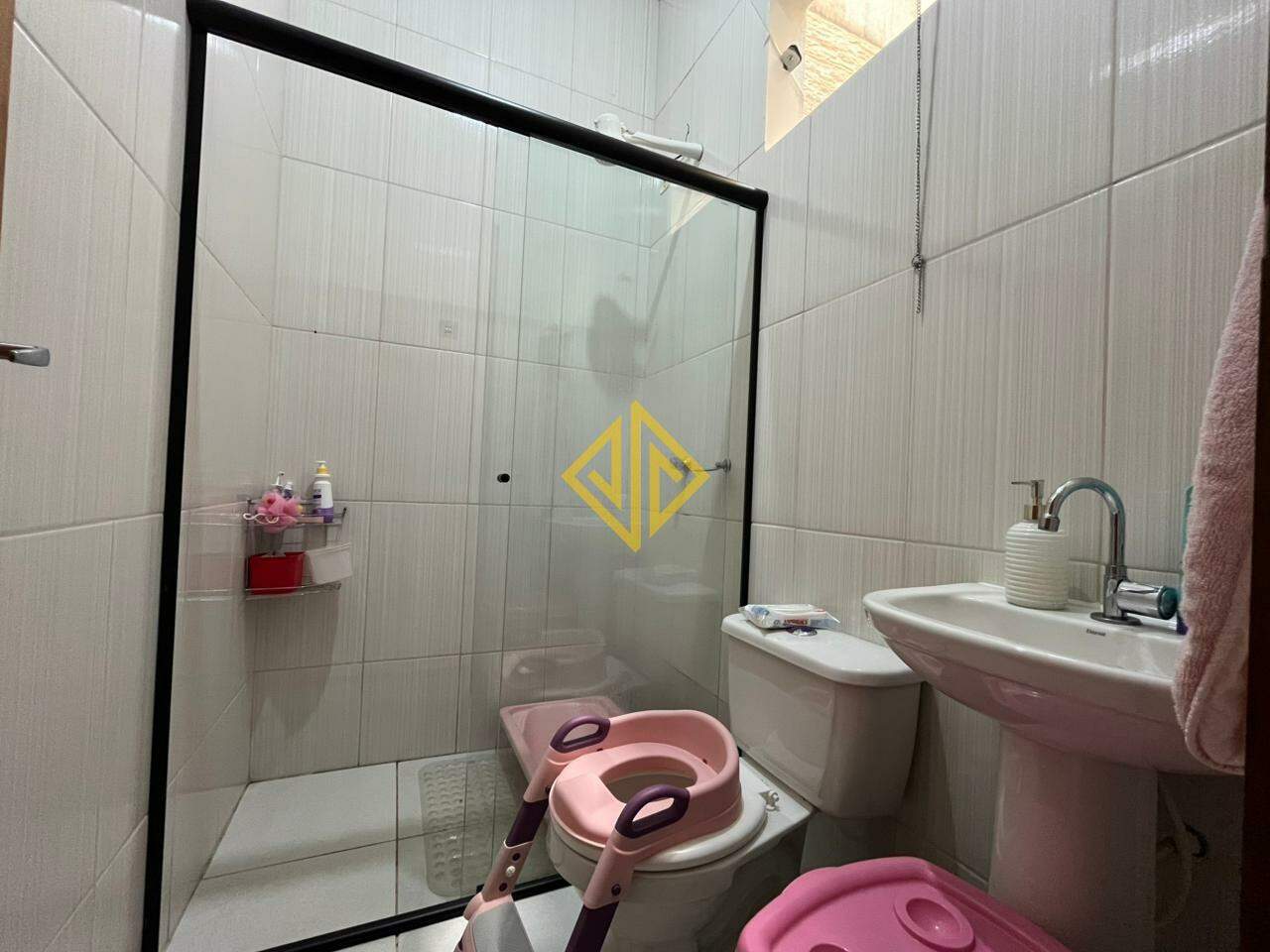 Casa à venda no Parque das Gemas: 