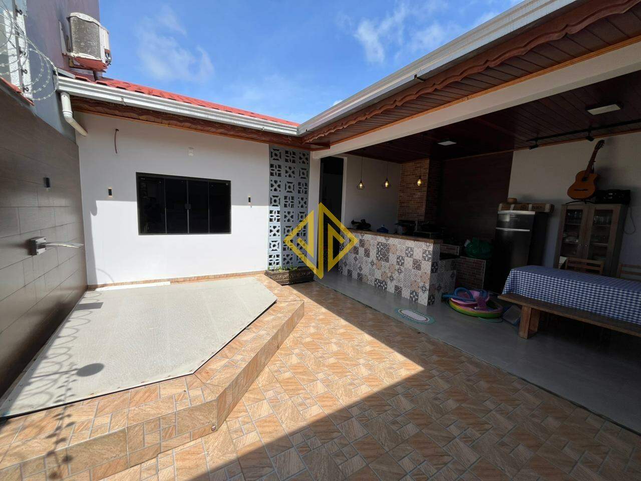 Casa à venda no Parque das Gemas: 