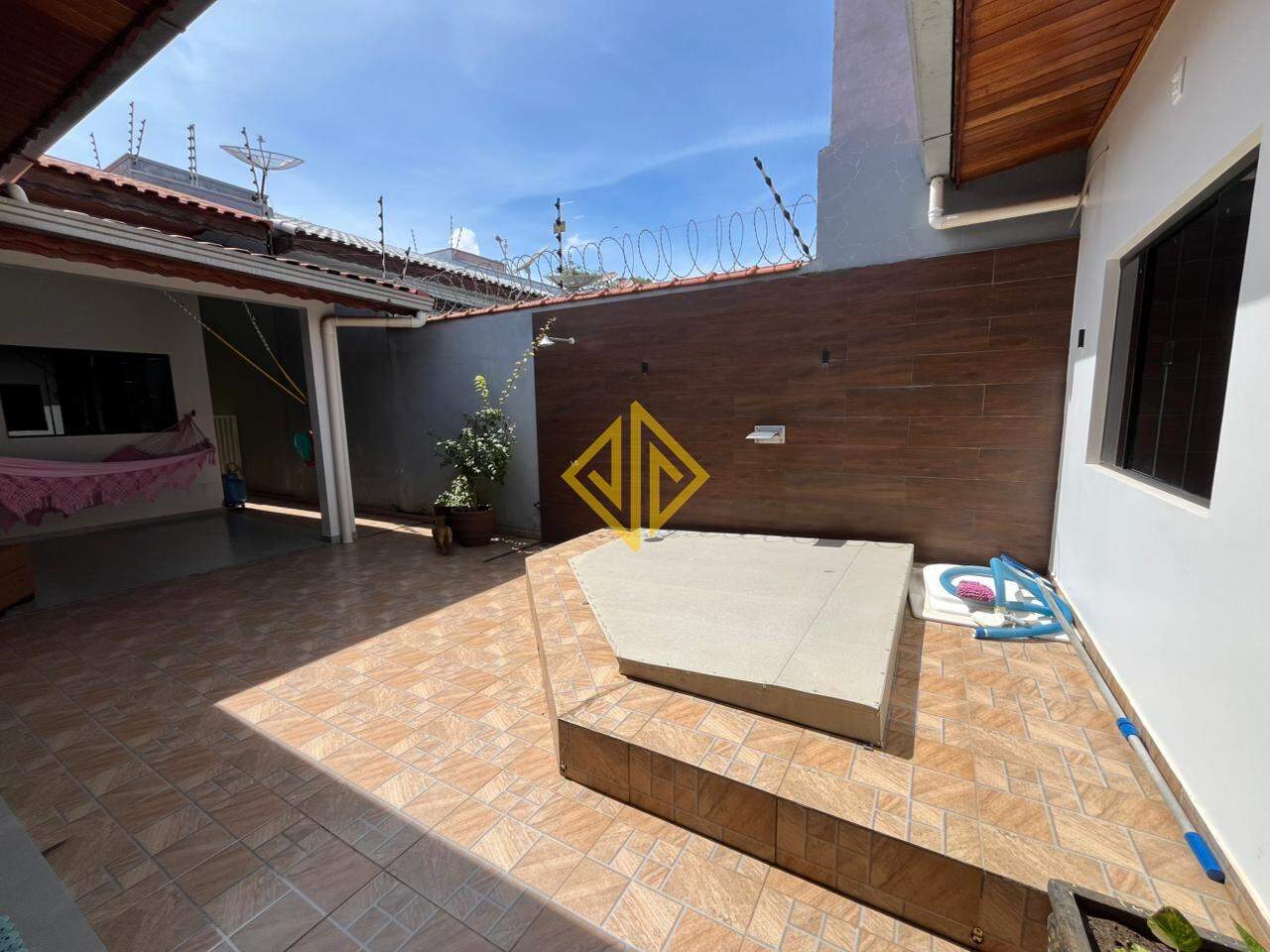 Casa à venda no Parque das Gemas: 