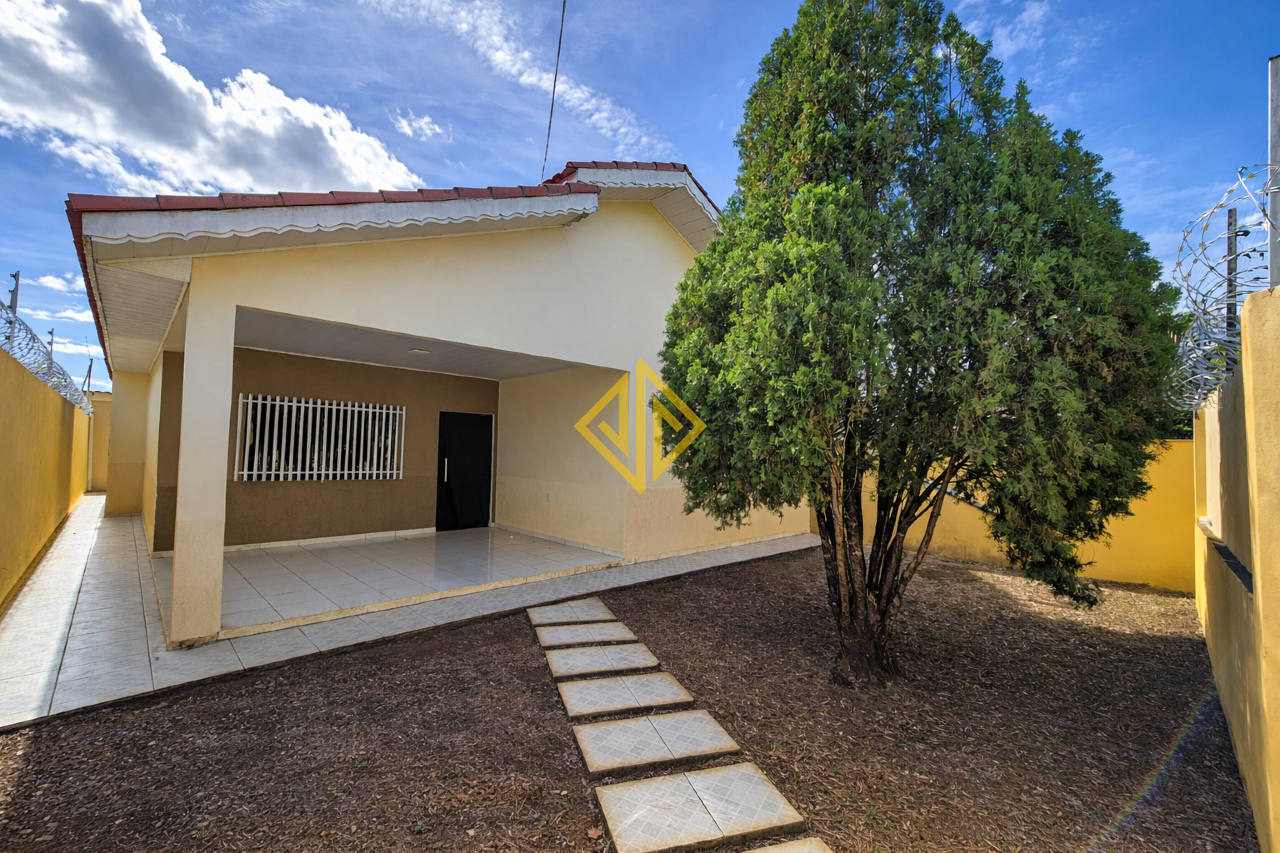 Casa à venda no BNH: 