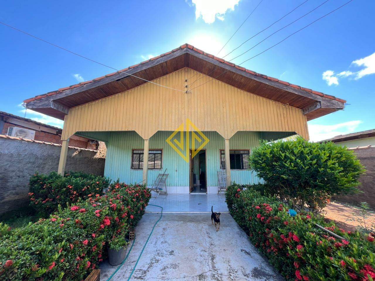 Casa, 3 quartos, 85 m² - Foto 1