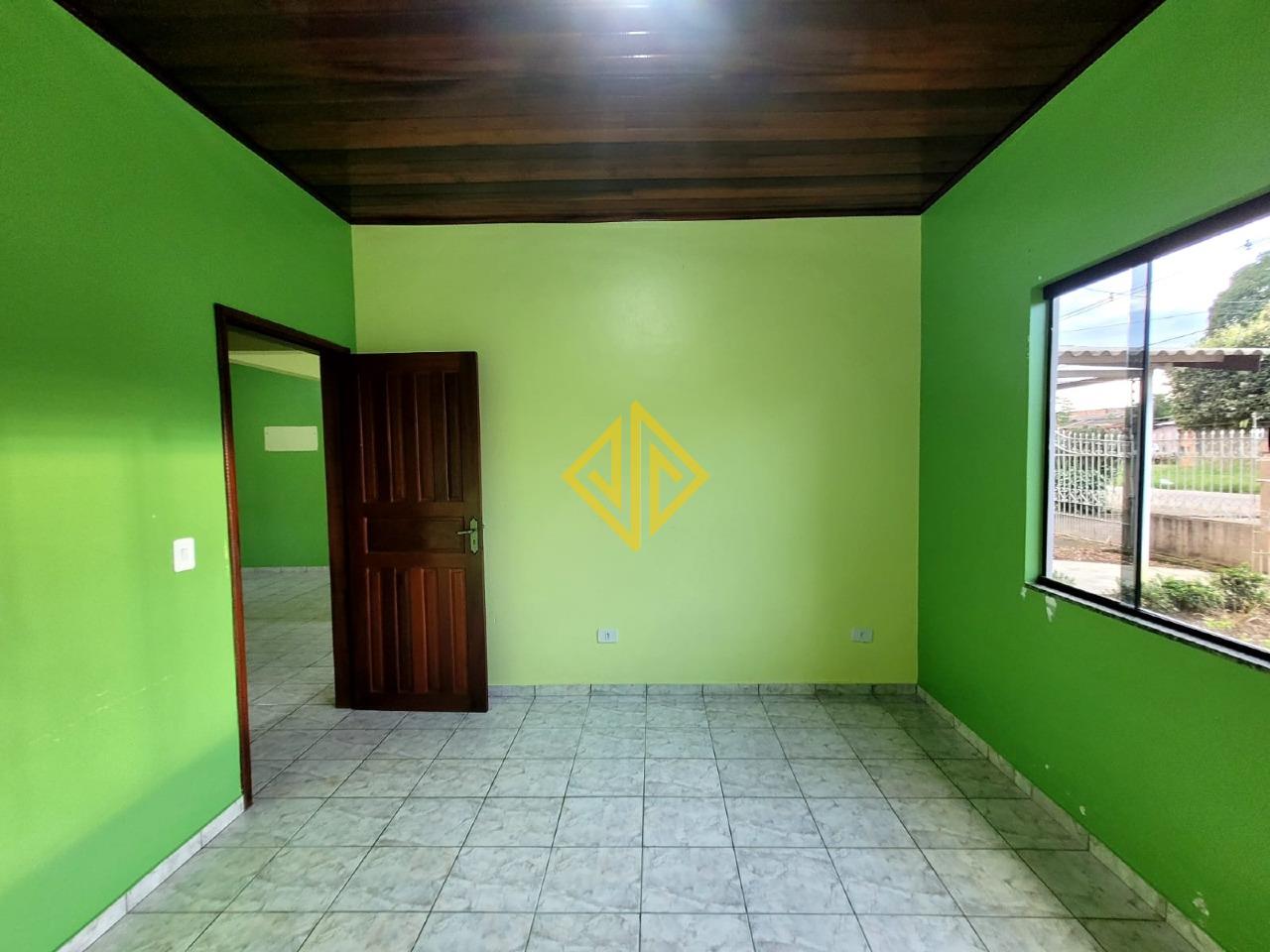 Casa à venda no Setor 04: 