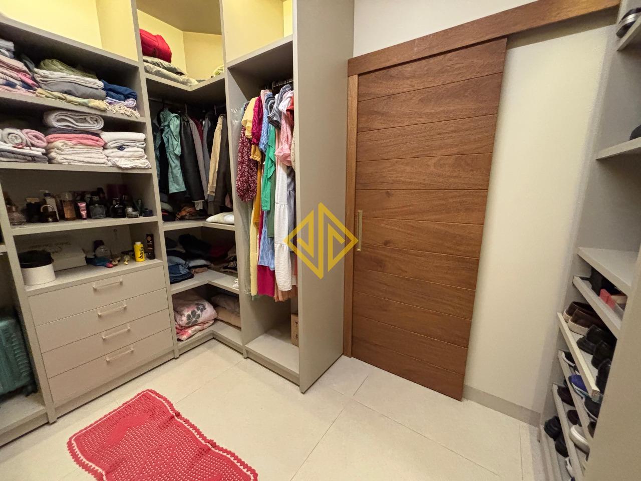 Casa à venda no Condomínio São Paulo: 