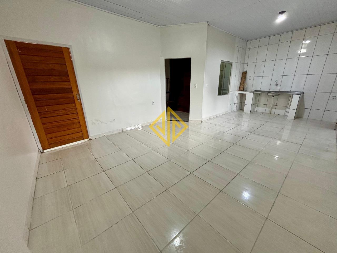 Casa para aluguel no Jorge Teixeira: 