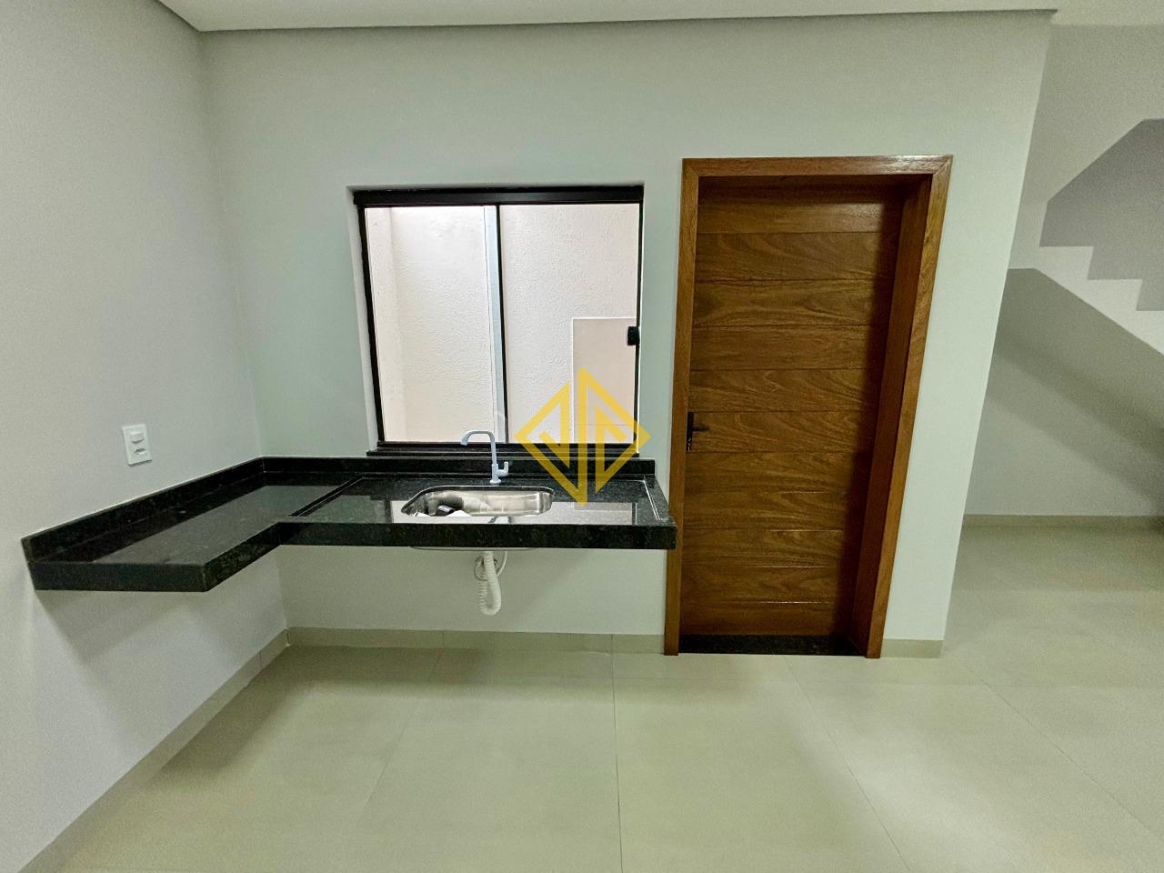 Sobrado para aluguel no Setor 05: 