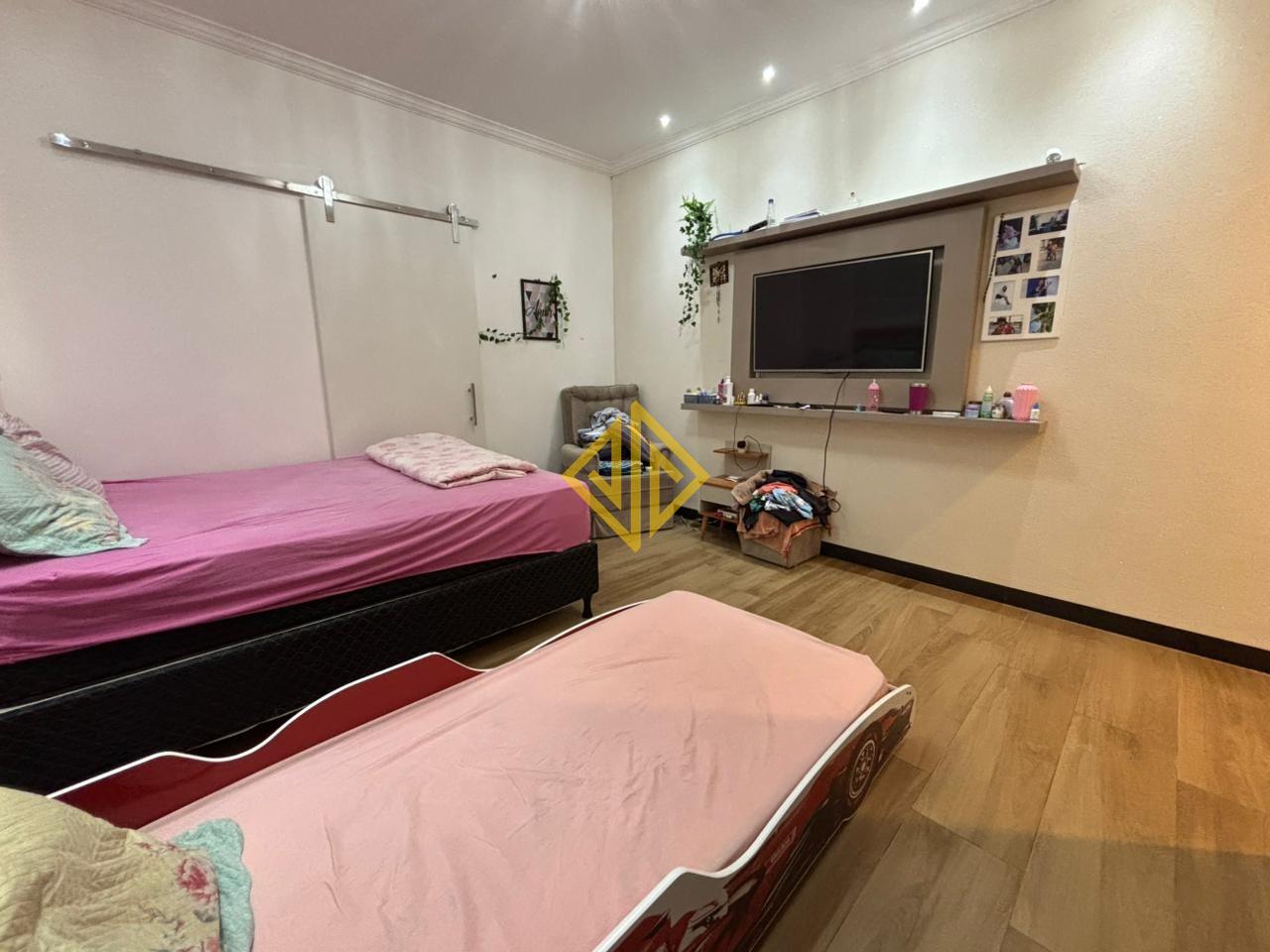 Casa à venda no Jardim Paraná: 