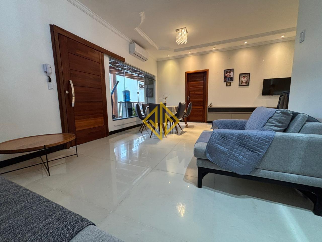 Casa à venda no Jardim Paraná: 