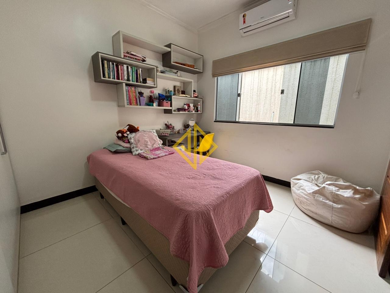 Casa à venda no Jardim Paraná: 