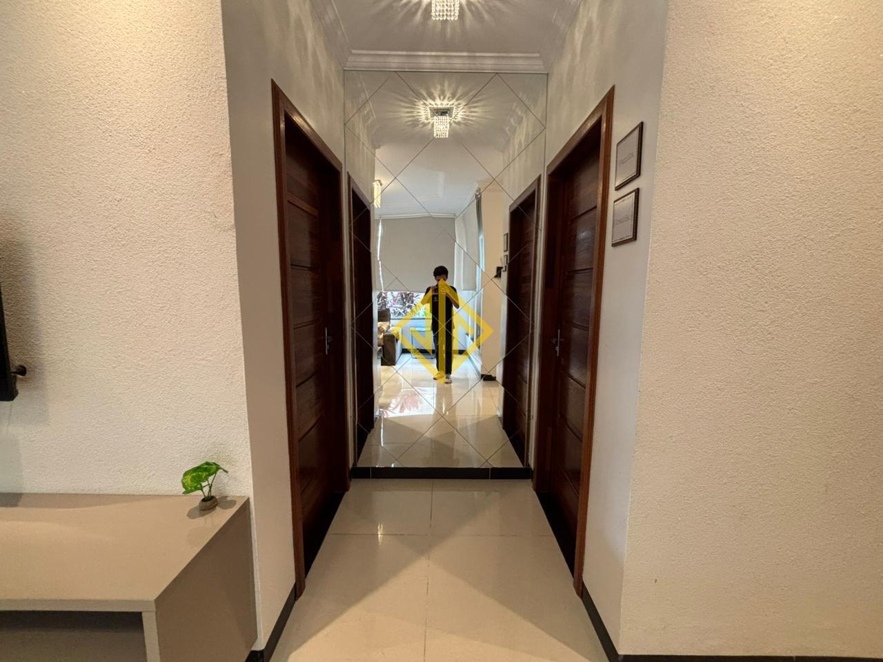 Casa à venda no Jardim Paraná: 